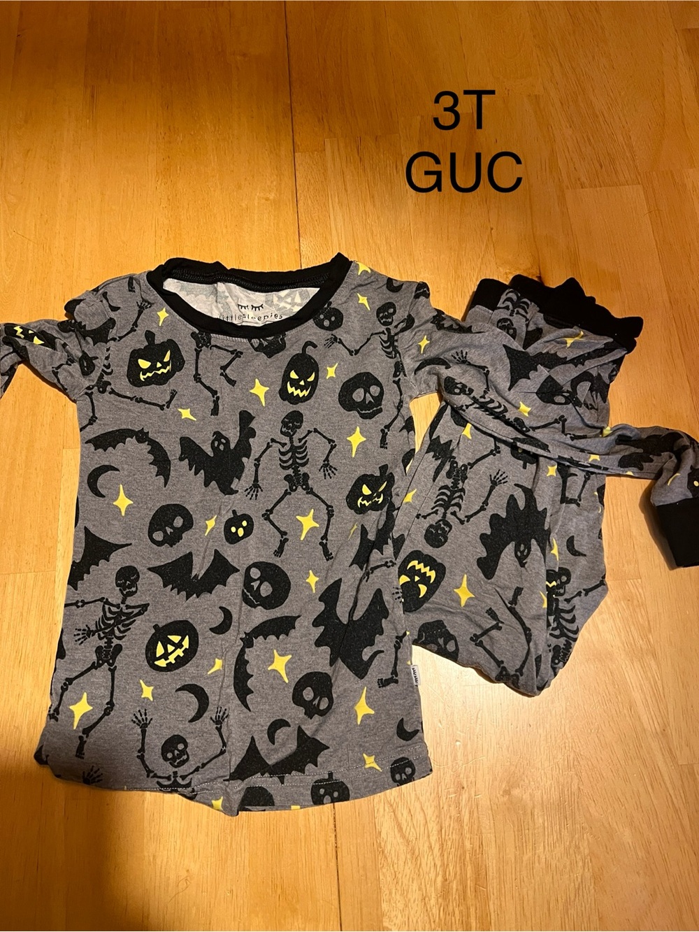 Little Sleepies Gray Halloween Pajama Set with Black & Yellow Prints